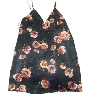 🌈4/$8🌈 soft Nightgown